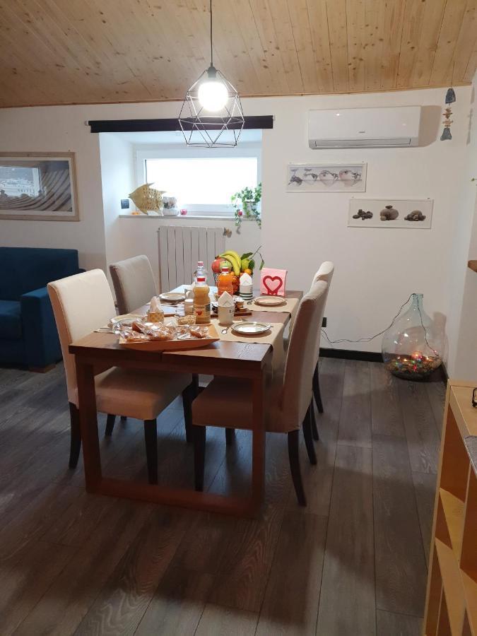Casa Di Gilda E Joey Apartment Чивитавекия Екстериор снимка