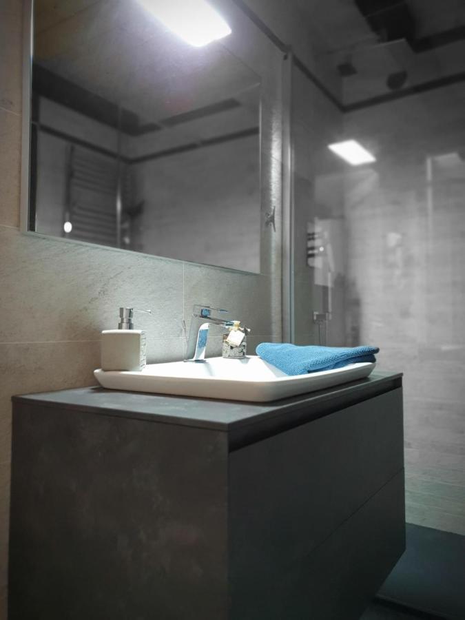 Casa Di Gilda E Joey Apartment Чивитавекия Екстериор снимка