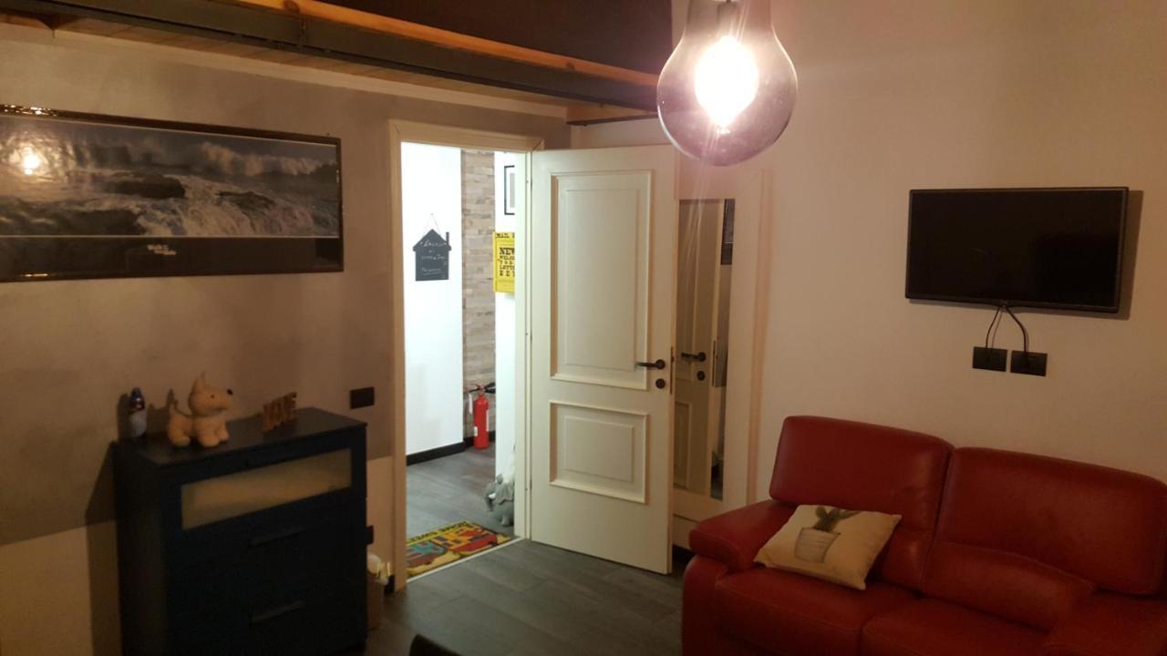Casa Di Gilda E Joey Apartment Чивитавекия Екстериор снимка